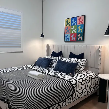#Marbella Lane - Stylish Haven Near City Center